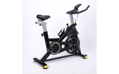 	 Bicicleta spinning TECHFIT SBK800B, Negru lucios, Sistem inertie volanta 8 Kg, Greutate utilizator 120 Kg, Suport telefon/tableta, Suport si bidon apa incluse